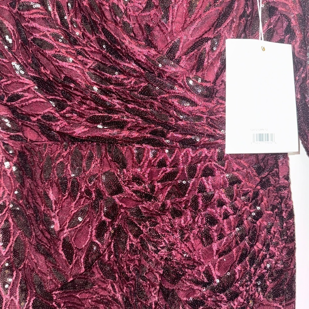 NWT | Mac Duggal 12412 Garnet Red Long Sleeve Sequined V-Neck Gown Size 12 - Picture 9 of 15